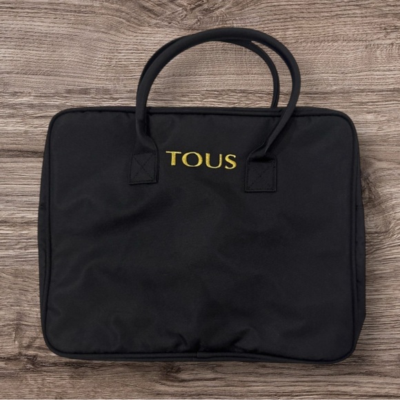 Tous Tote / Laptop Bag ~Black~NEW IN PLASTIC Never Used! Giftable! - Picture 1 of 11